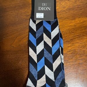 Men’s dress socks (2 pair)